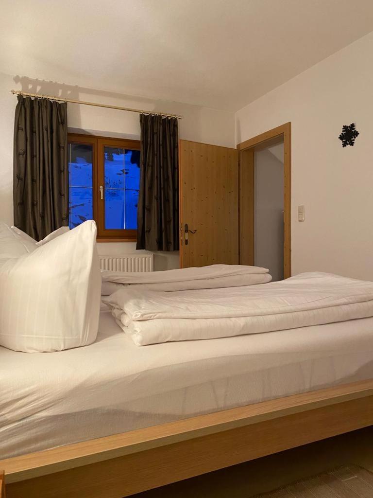 Appartments Krone Bichlbach Quarto foto